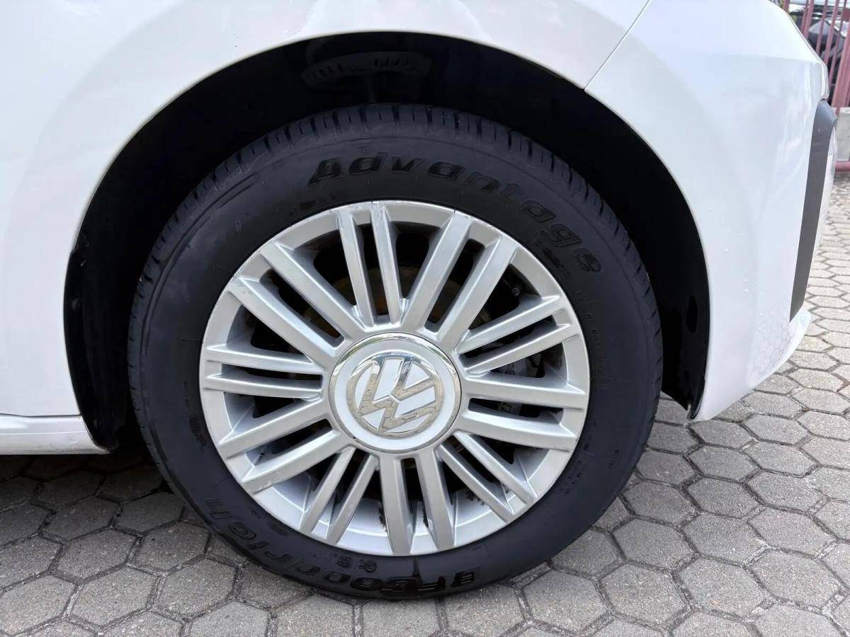 volkswagen-up-2017-gasolina-999cc