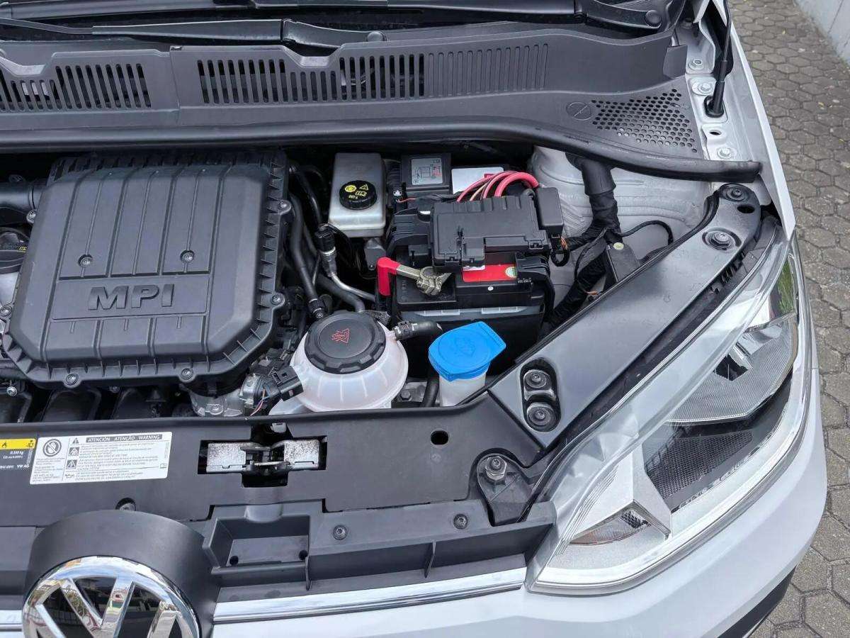 volkswagen-up-2017-gasolina-999cc