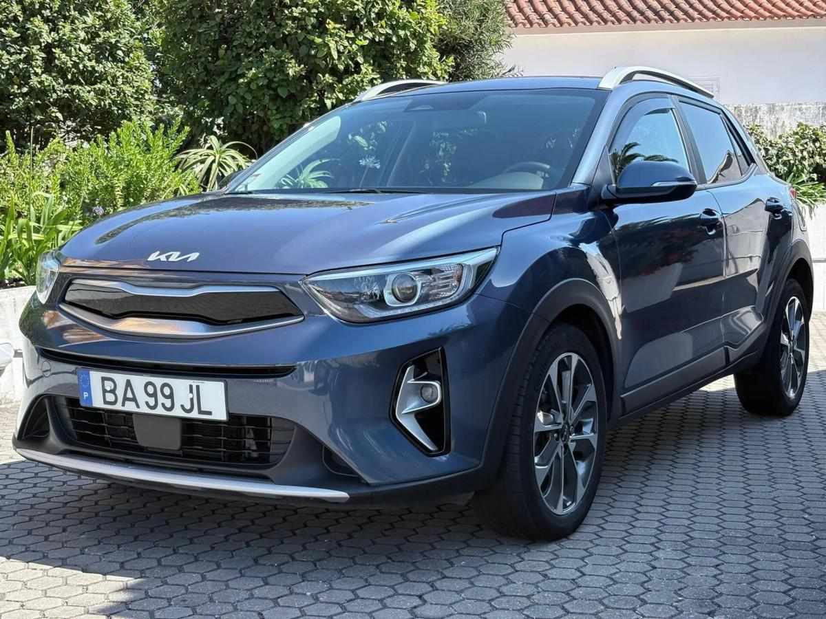kia-stonic-2023-gasolina-998cc