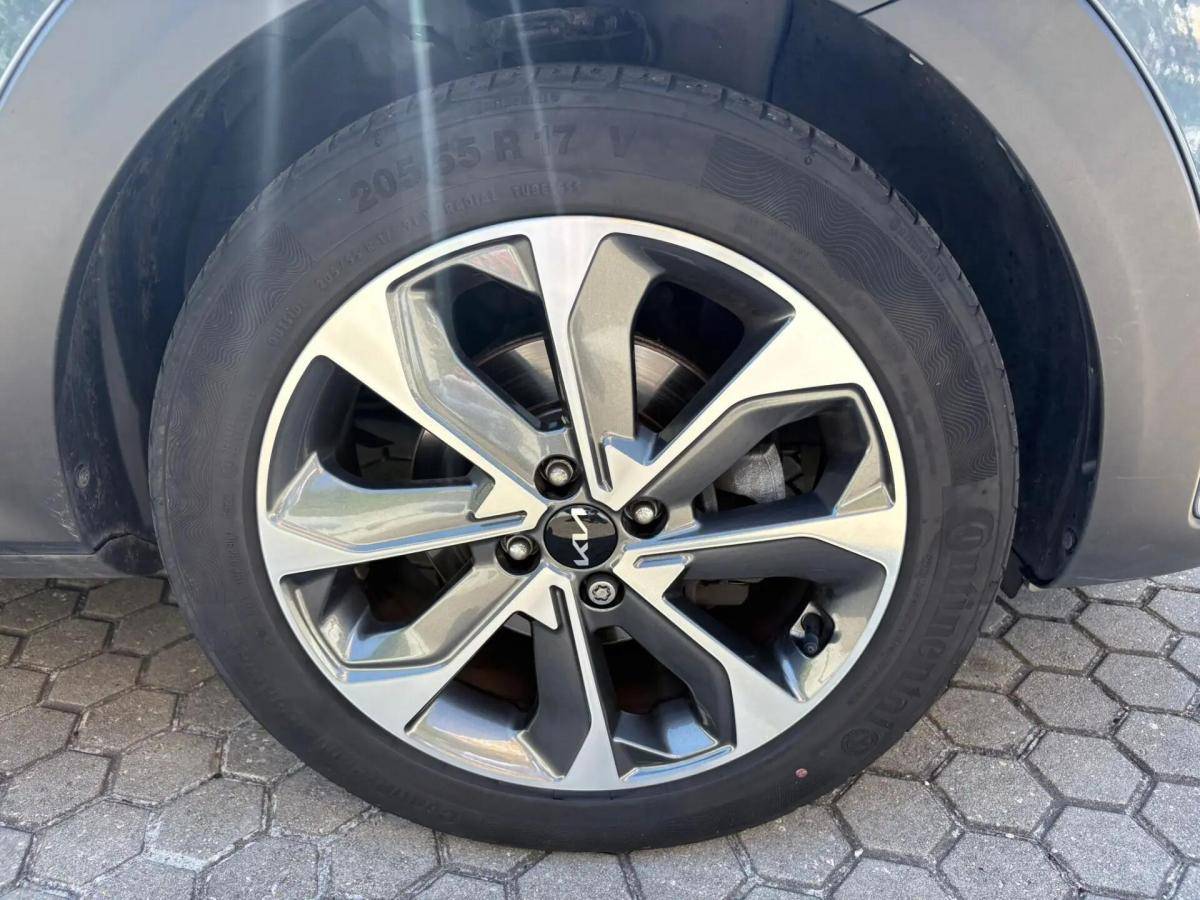 kia-stonic-2023-gasolina-998cc