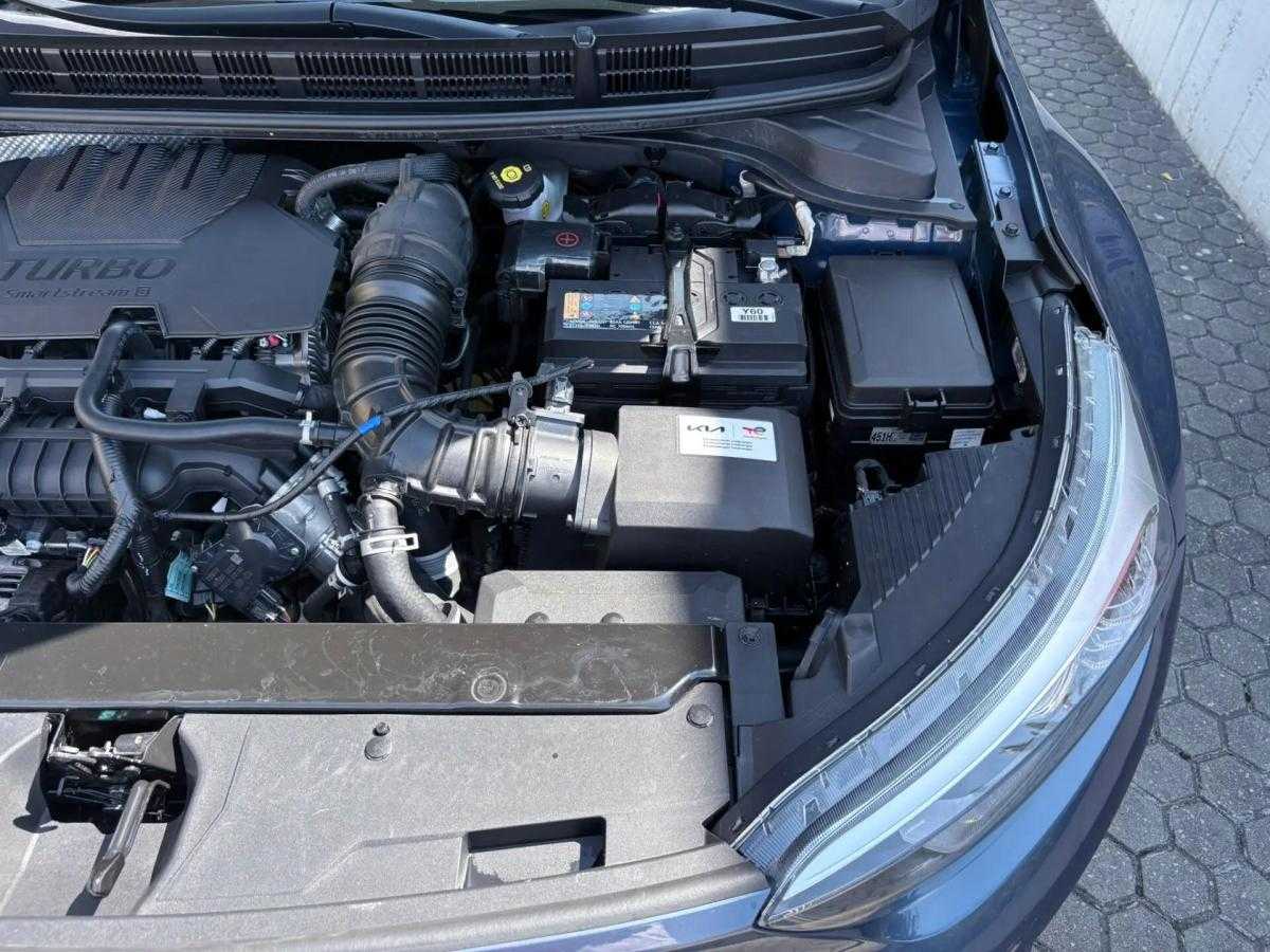 kia-stonic-2023-gasolina-998cc