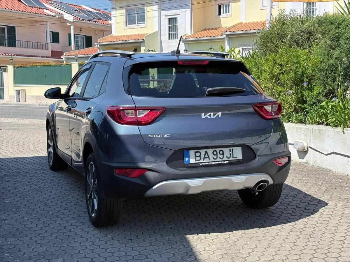 kia-stonic-2023-gasolina-998cc