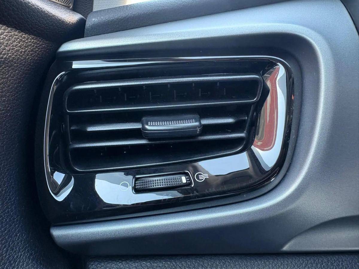 kia-stonic-2023-gasolina-998cc