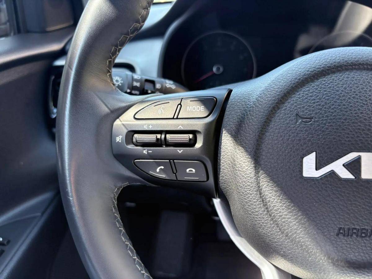 kia-stonic-2023-gasolina-998cc