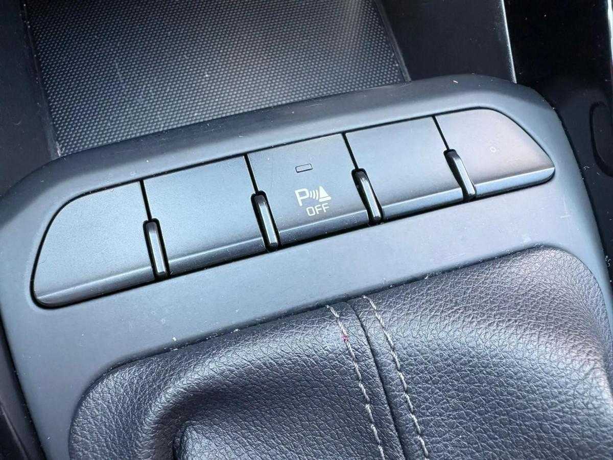 kia-stonic-2023-gasolina-998cc