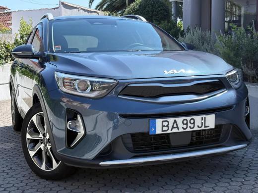 kia-stonic-2023-gasolina-998cc