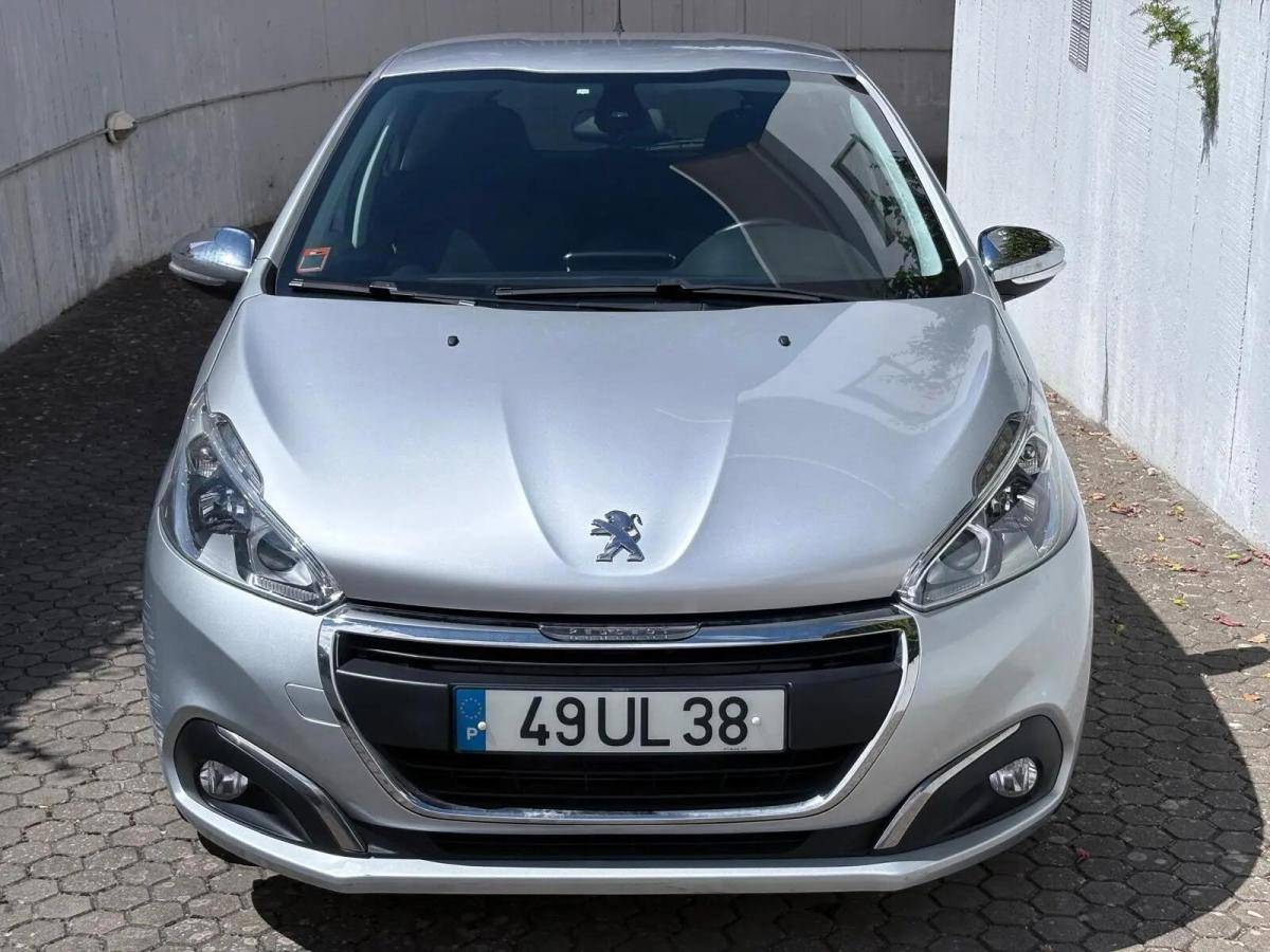 peugeot-208-2018-diesel-1560cc