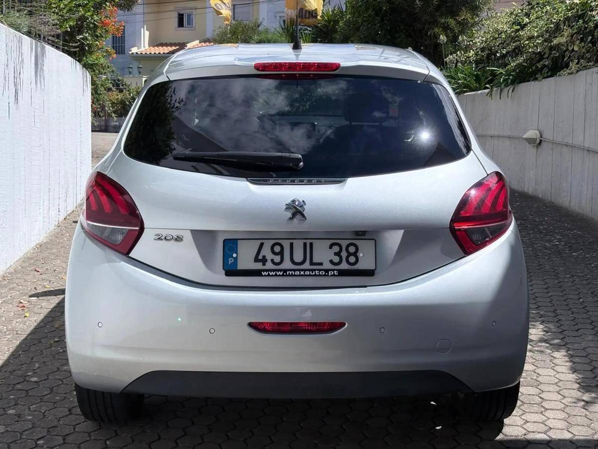 peugeot-208-2018-diesel-1560cc