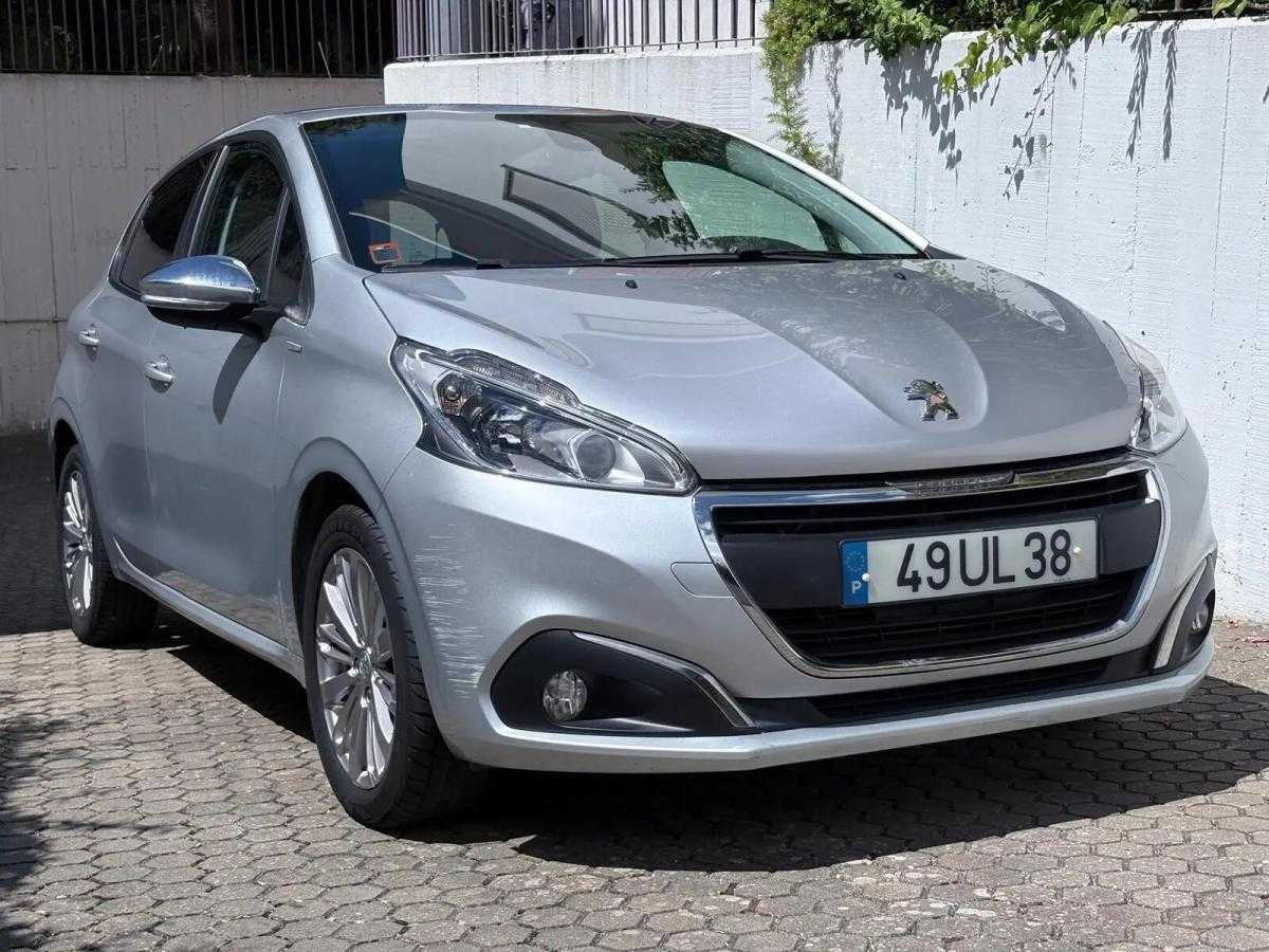 peugeot-208-2018-diesel-1560cc