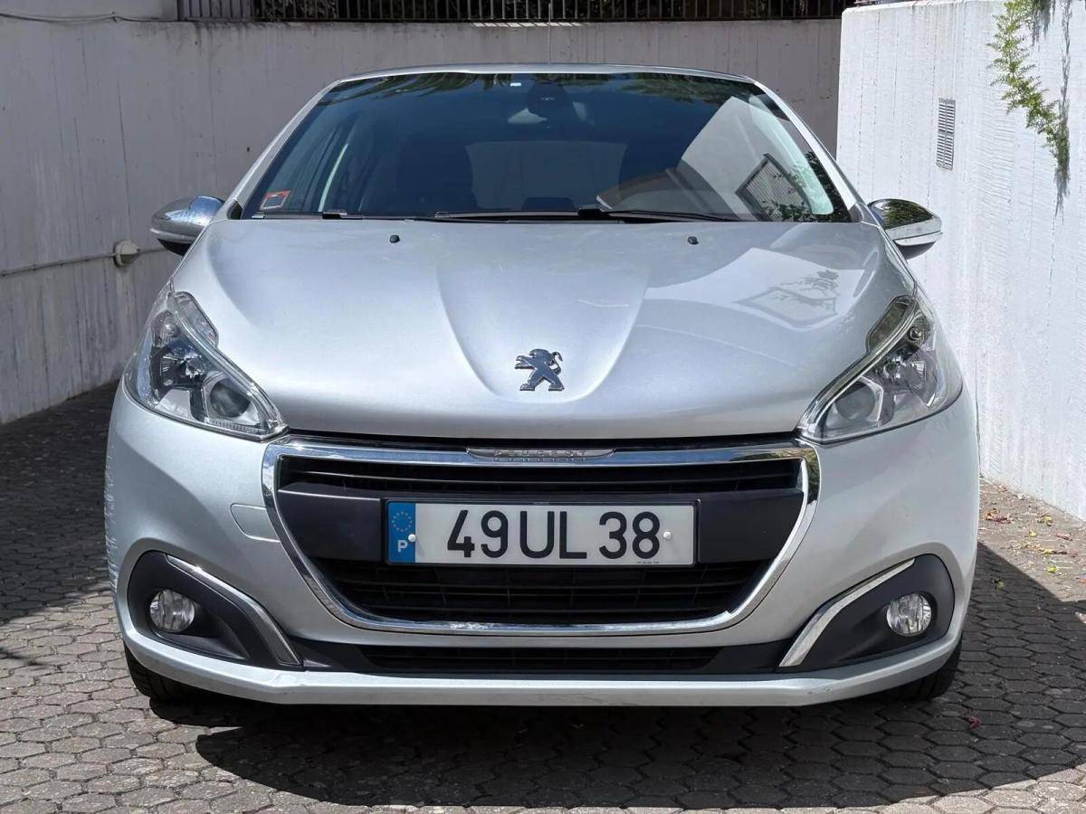 peugeot-208-2018-diesel-1560cc