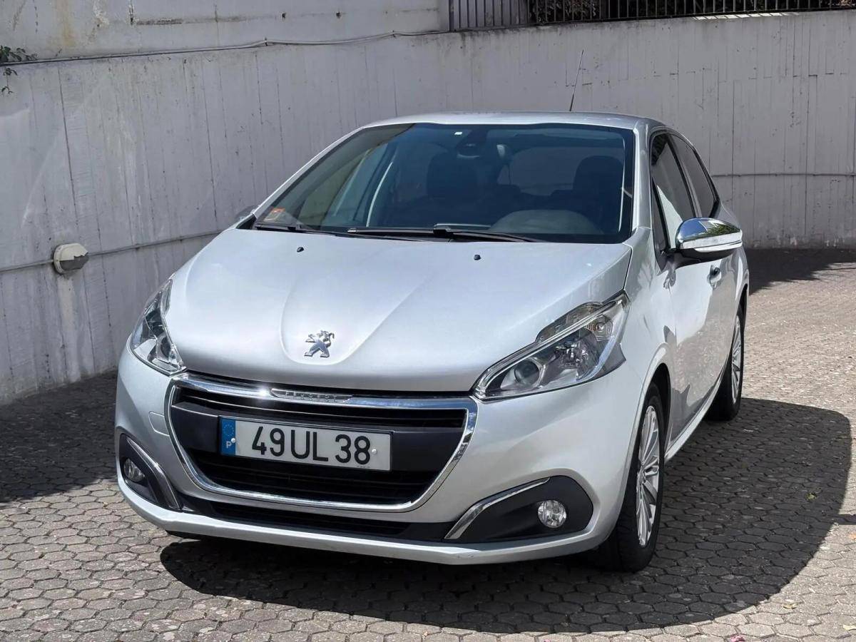 peugeot-208-2018-diesel-1560cc
