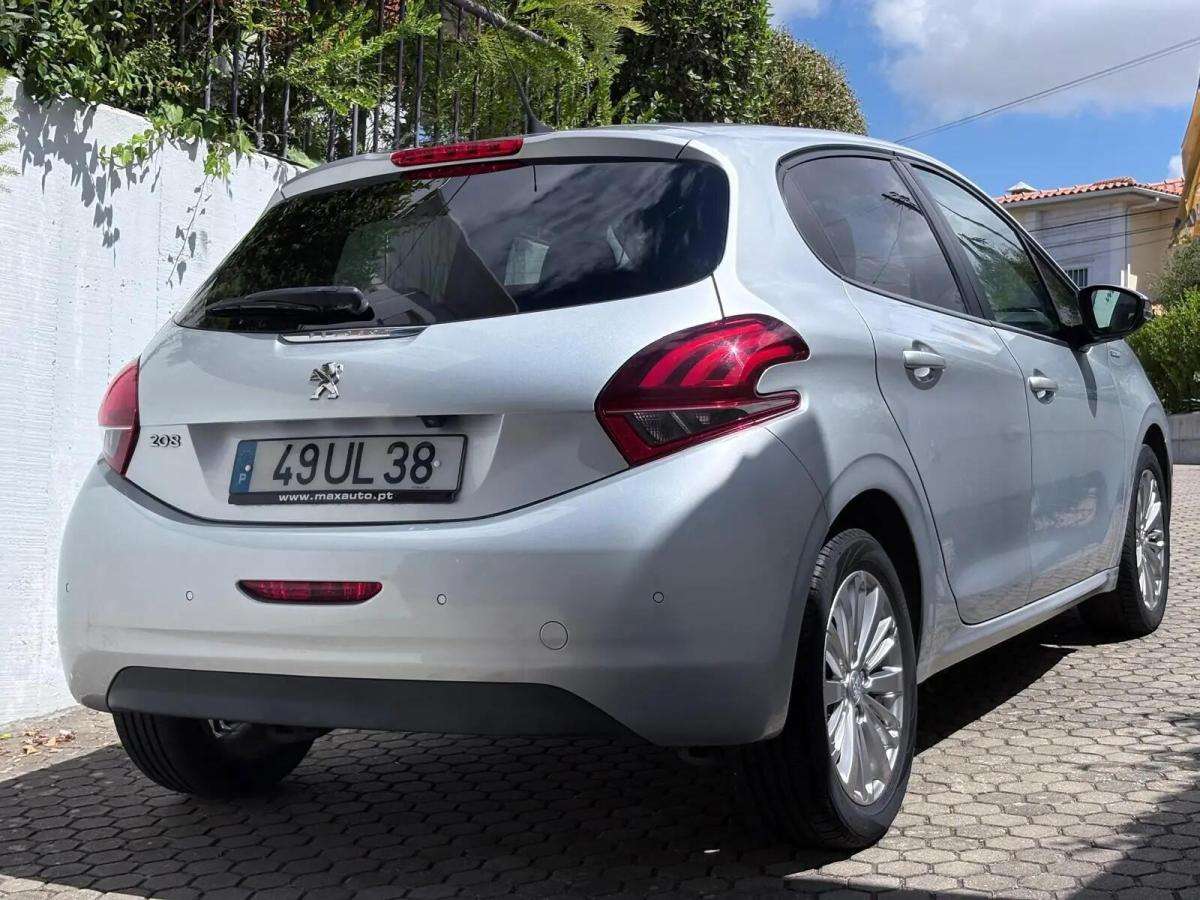 peugeot-208-2018-diesel-1560cc