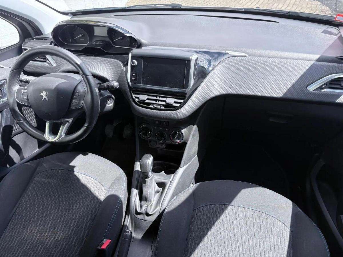 peugeot-208-2018-diesel-1560cc