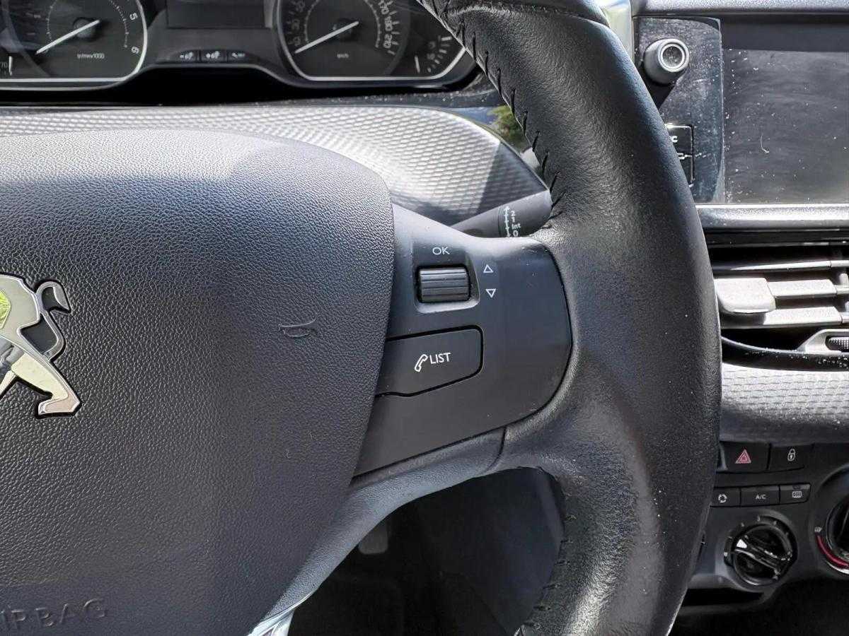 peugeot-208-2018-diesel-1560cc