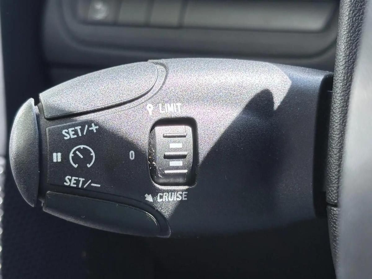 peugeot-208-2018-diesel-1560cc