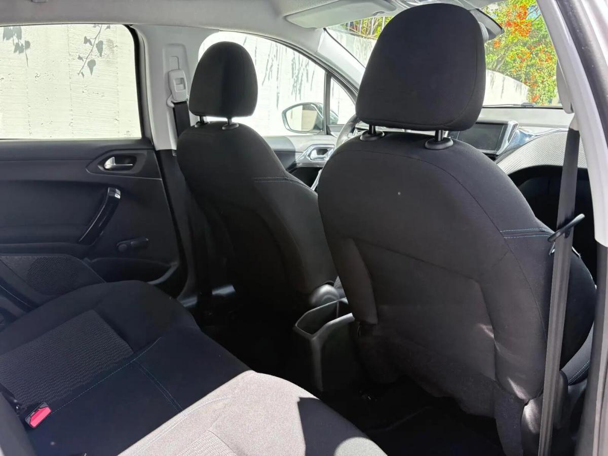 peugeot-208-2018-diesel-1560cc