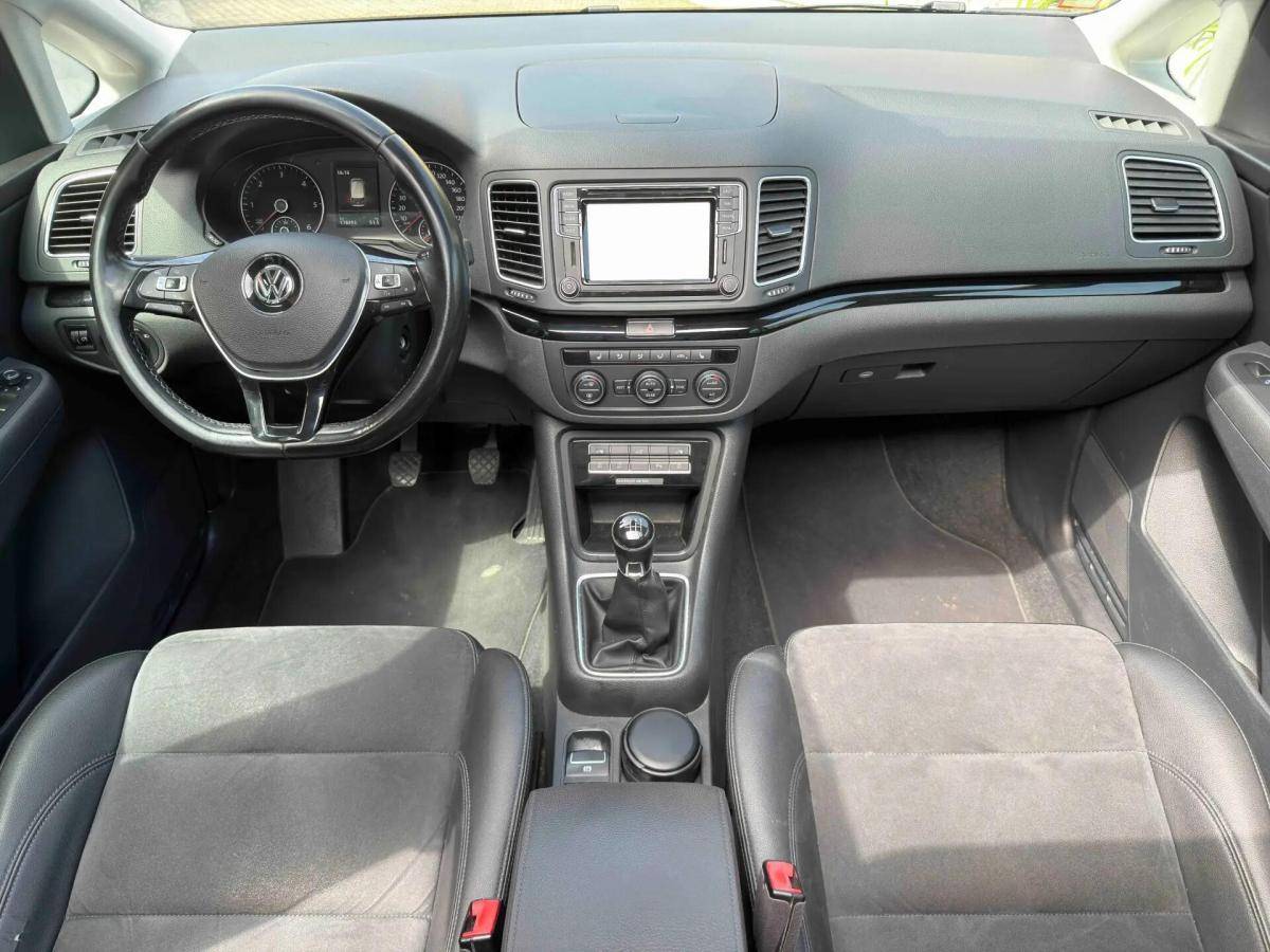 volkswagen-sharan-2017-diesel-1968cc