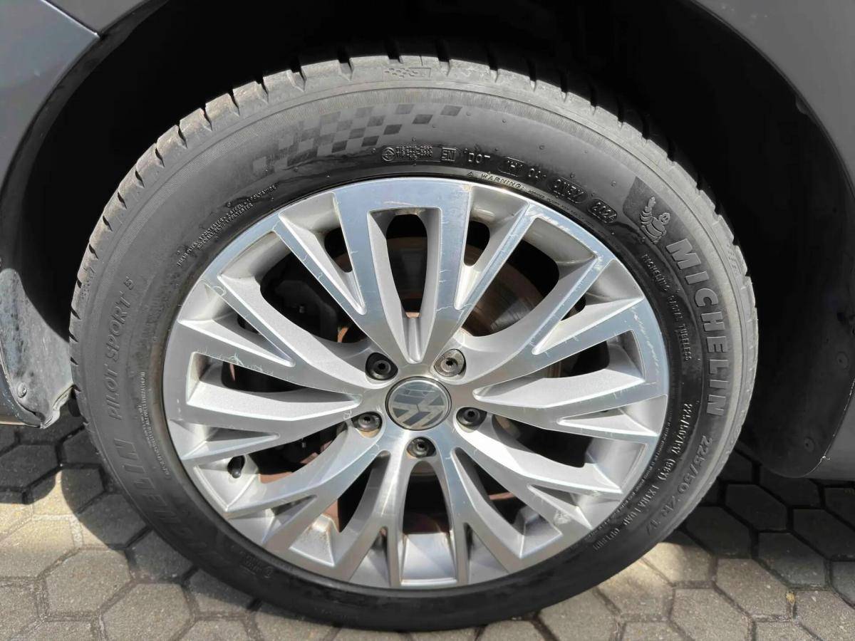 volkswagen-sharan-2017-diesel-1968cc