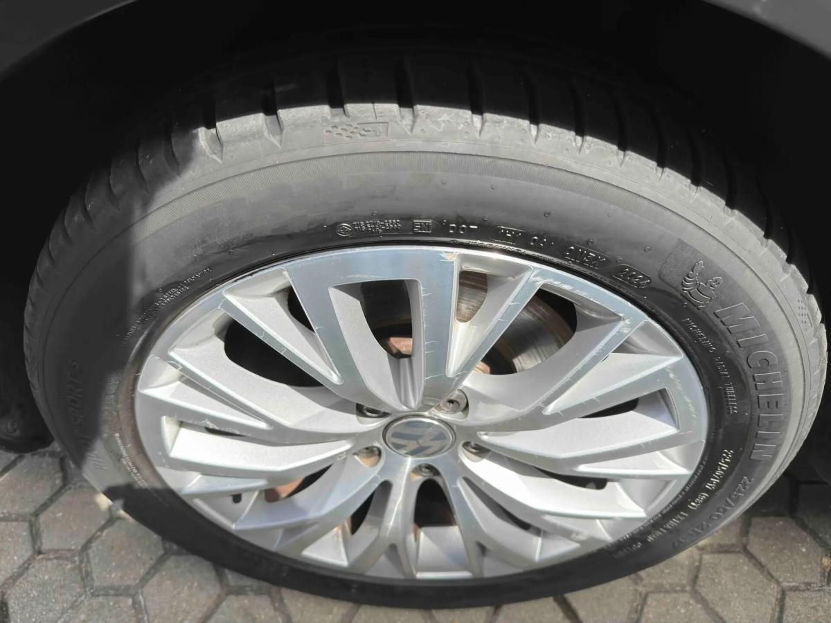 volkswagen-sharan-2017-diesel-1968cc