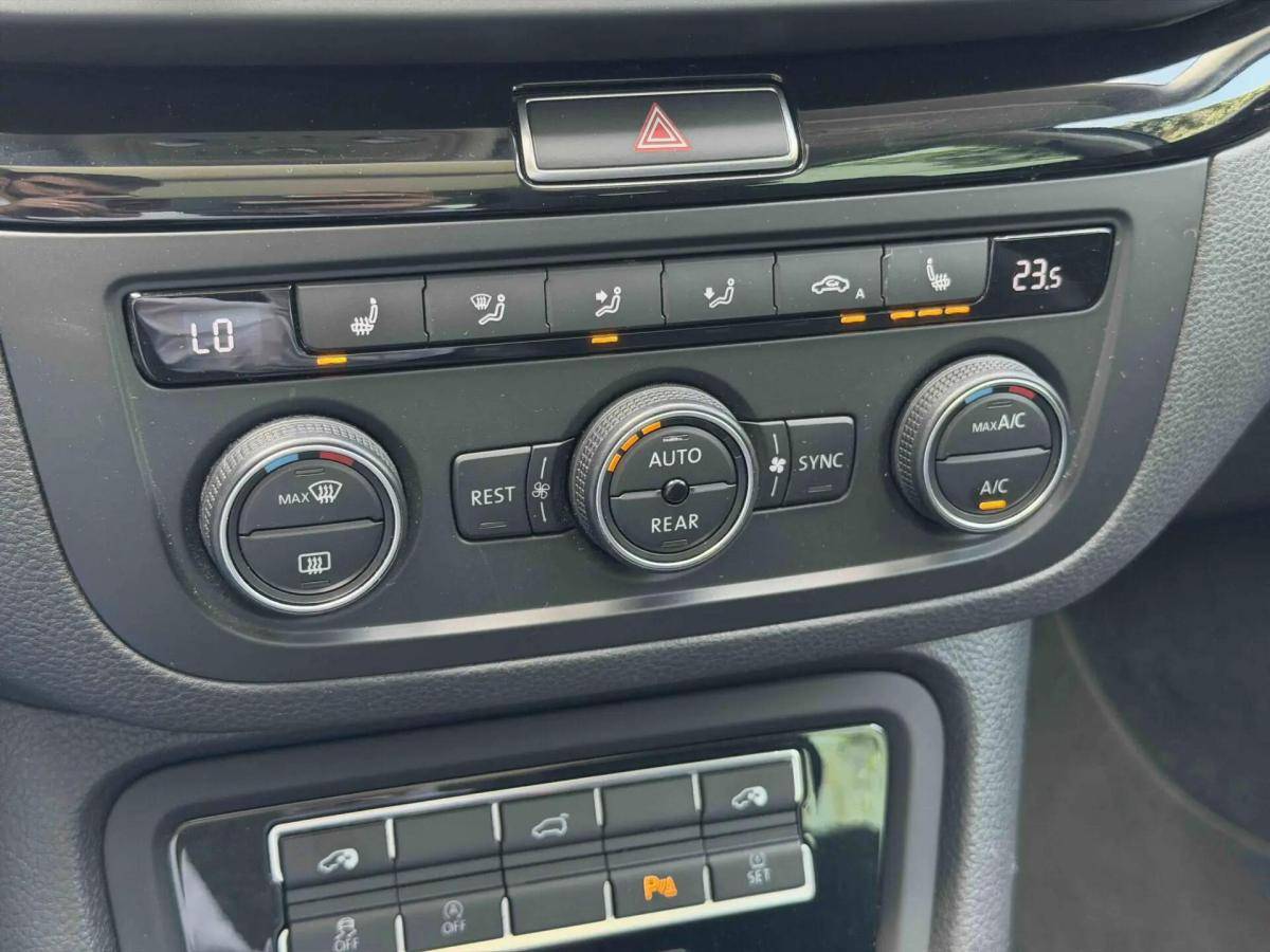 volkswagen-sharan-2017-diesel-1968cc