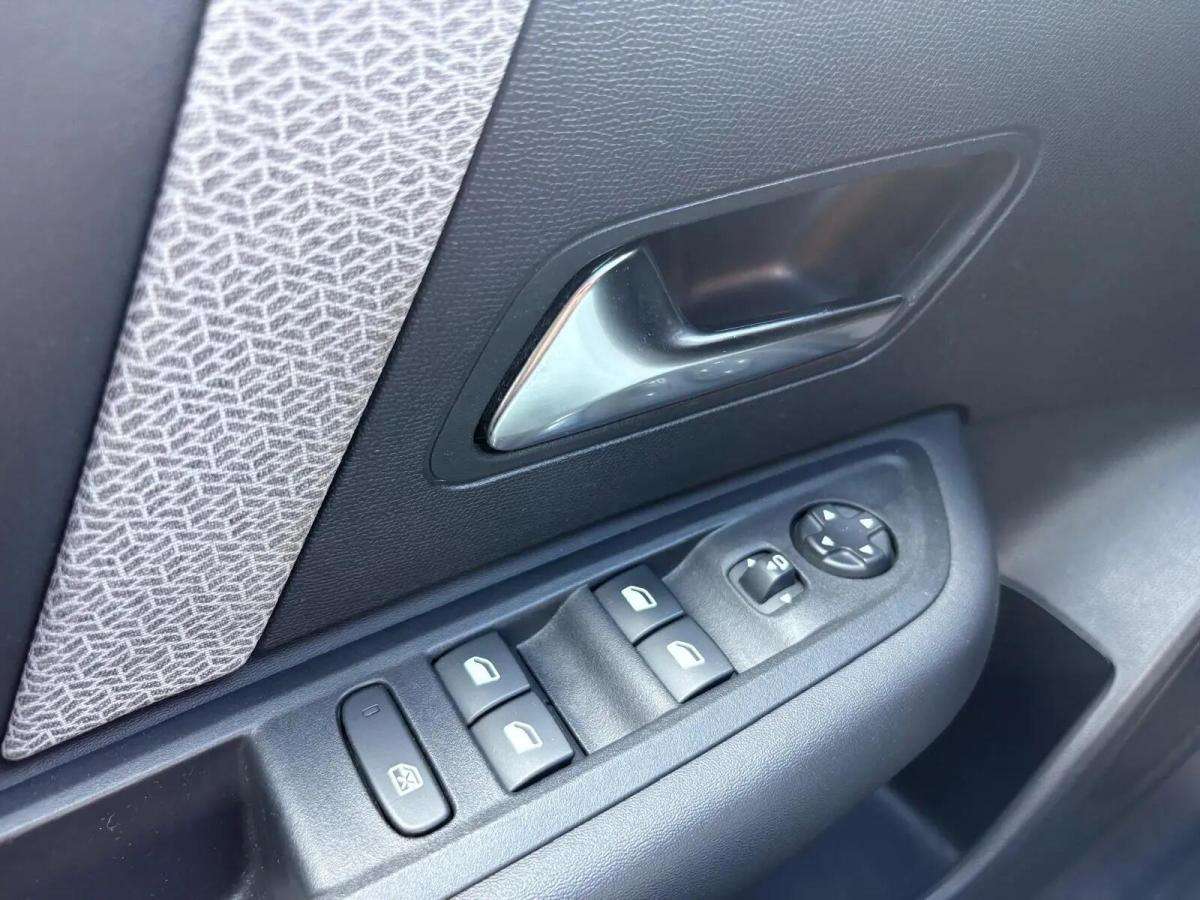 citroen-c4-2022-diesel-1499cc