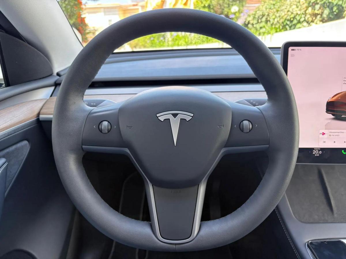 tesla-model-y-2023-eletrico-0cc
