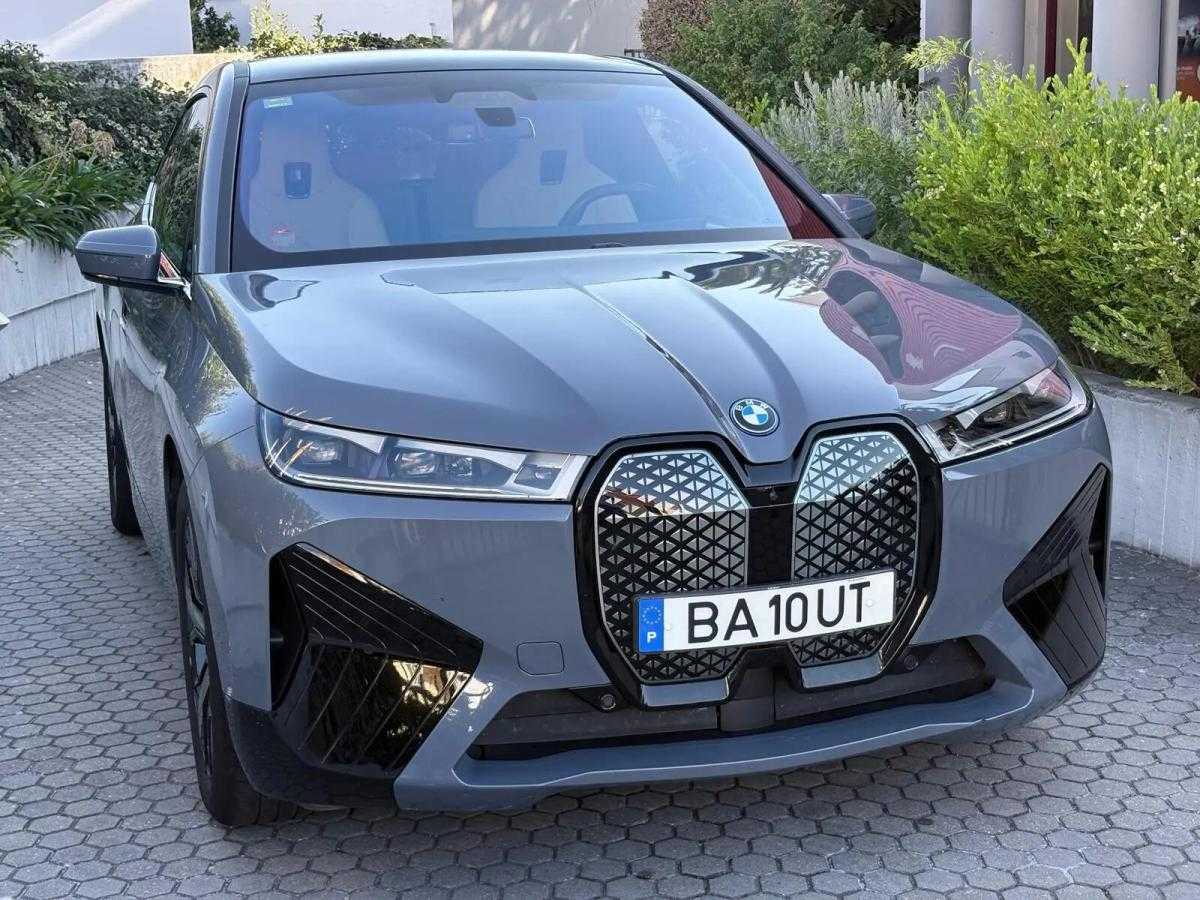 bmw-ix-xdrive50-2023-eletrico-0cc