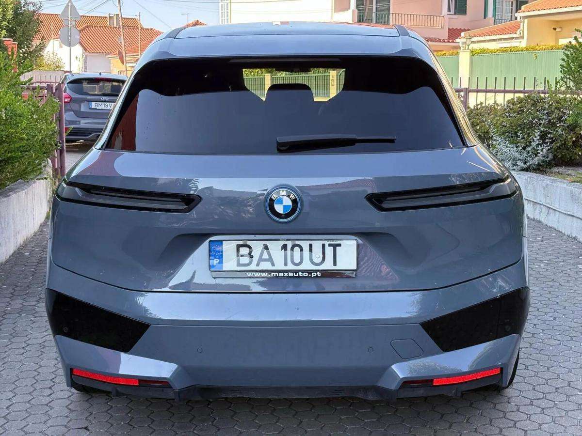 bmw-ix-xdrive50-2023-eletrico-0cc