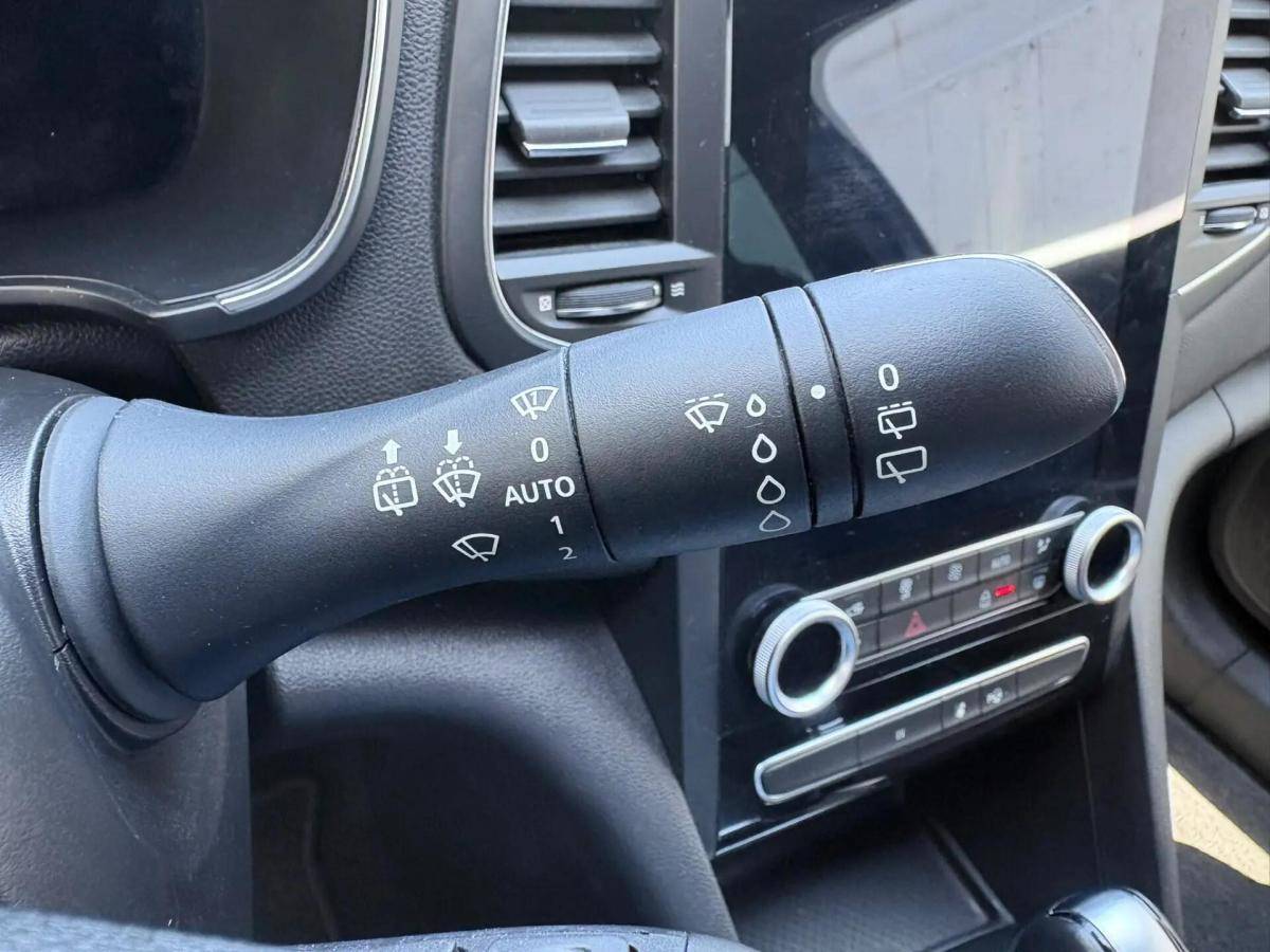 renault-megane-2021-hibrido-a-gasolina-1598cc