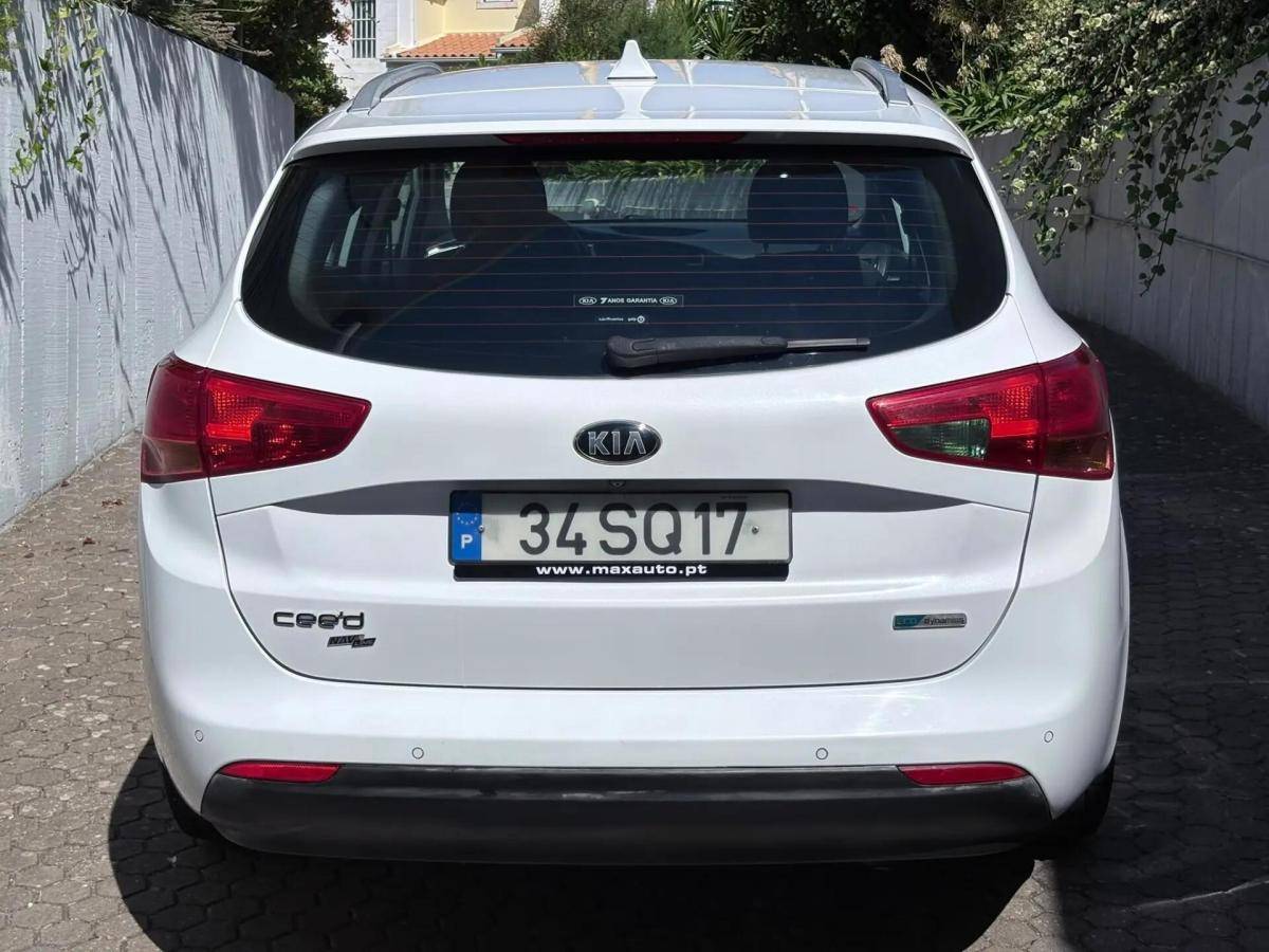 kia-ceed-sw-2017-diesel-1582cc