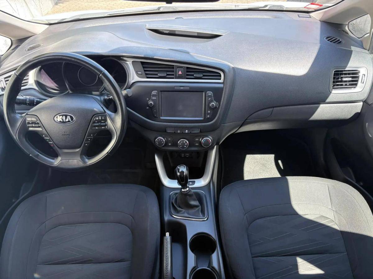 kia-ceed-sw-2017-diesel-1582cc