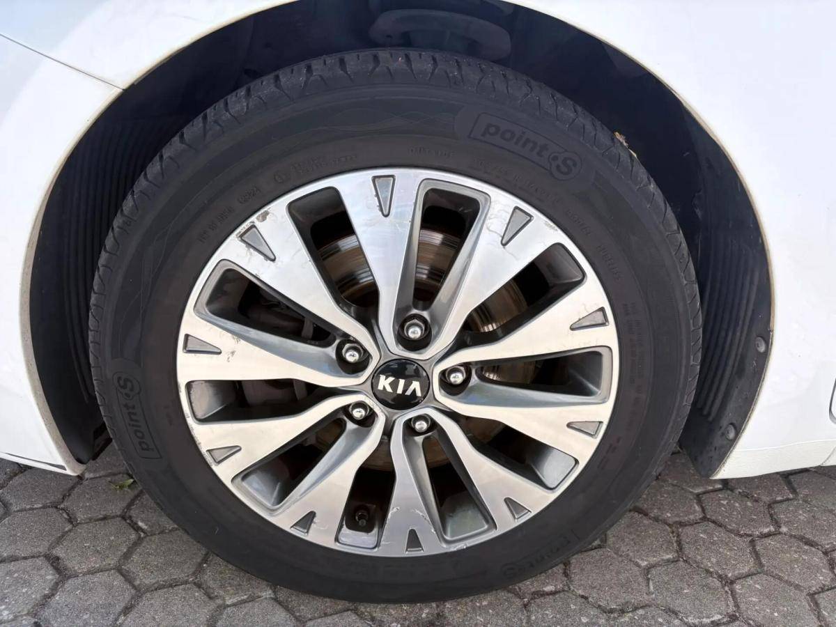 kia-ceed-sw-2017-diesel-1582cc