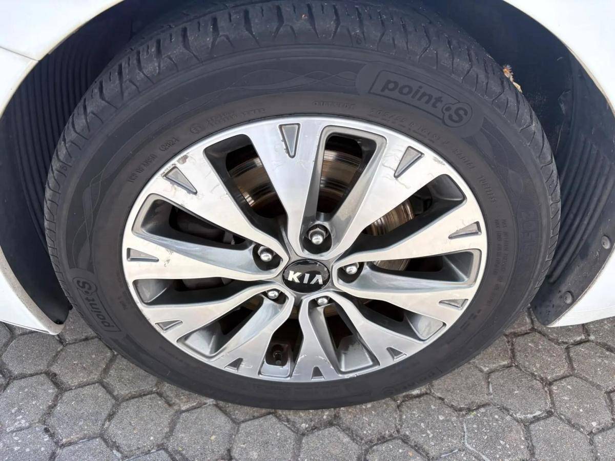 kia-ceed-sw-2017-diesel-1582cc