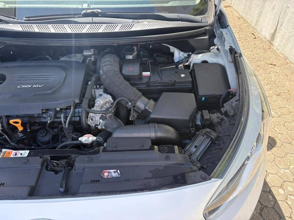 kia-ceed-sw-2017-diesel-1582cc