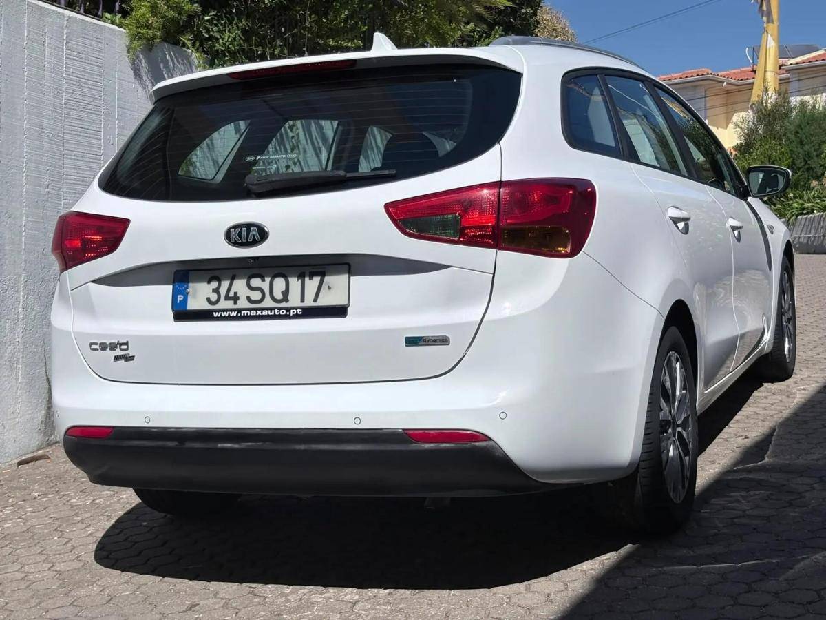 kia-ceed-sw-2017-diesel-1582cc