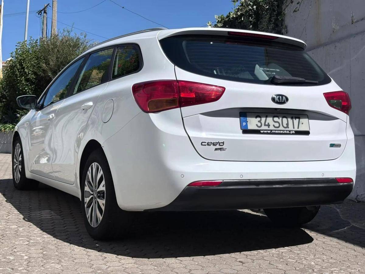 kia-ceed-sw-2017-diesel-1582cc