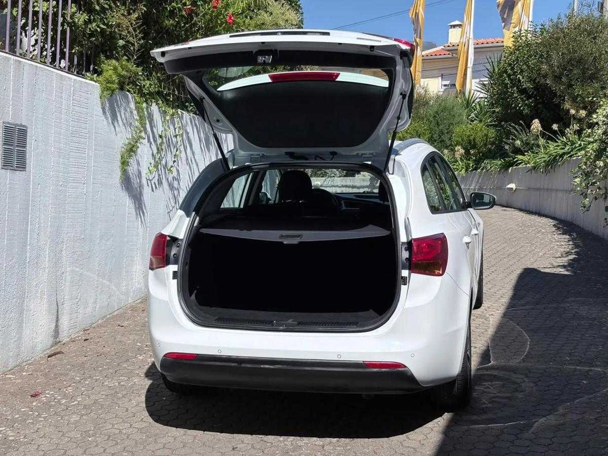 kia-ceed-sw-2017-diesel-1582cc