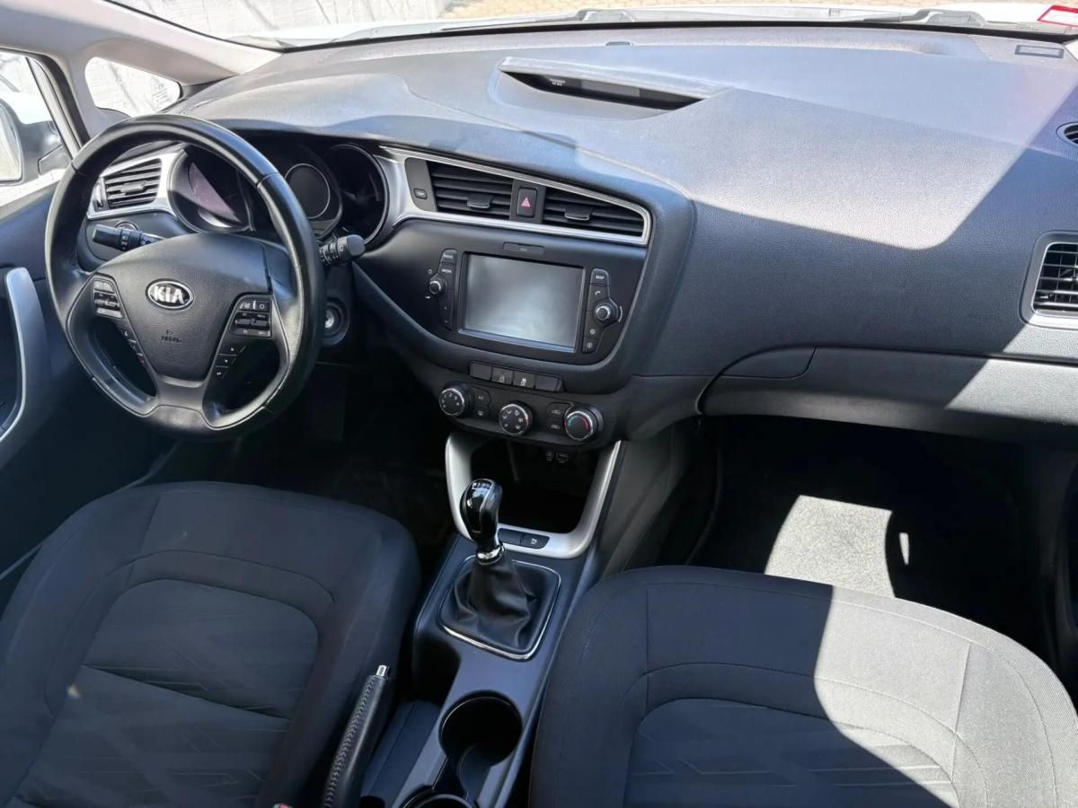 kia-ceed-sw-2017-diesel-1582cc