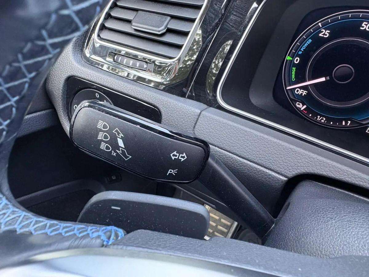volkswagen-golf-2018-hibrido-a-gasolina-1395cc
