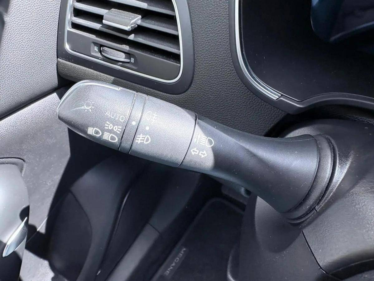 renault-megane-sport-tourer-2021-hibrido-a-gasolina-1598cc