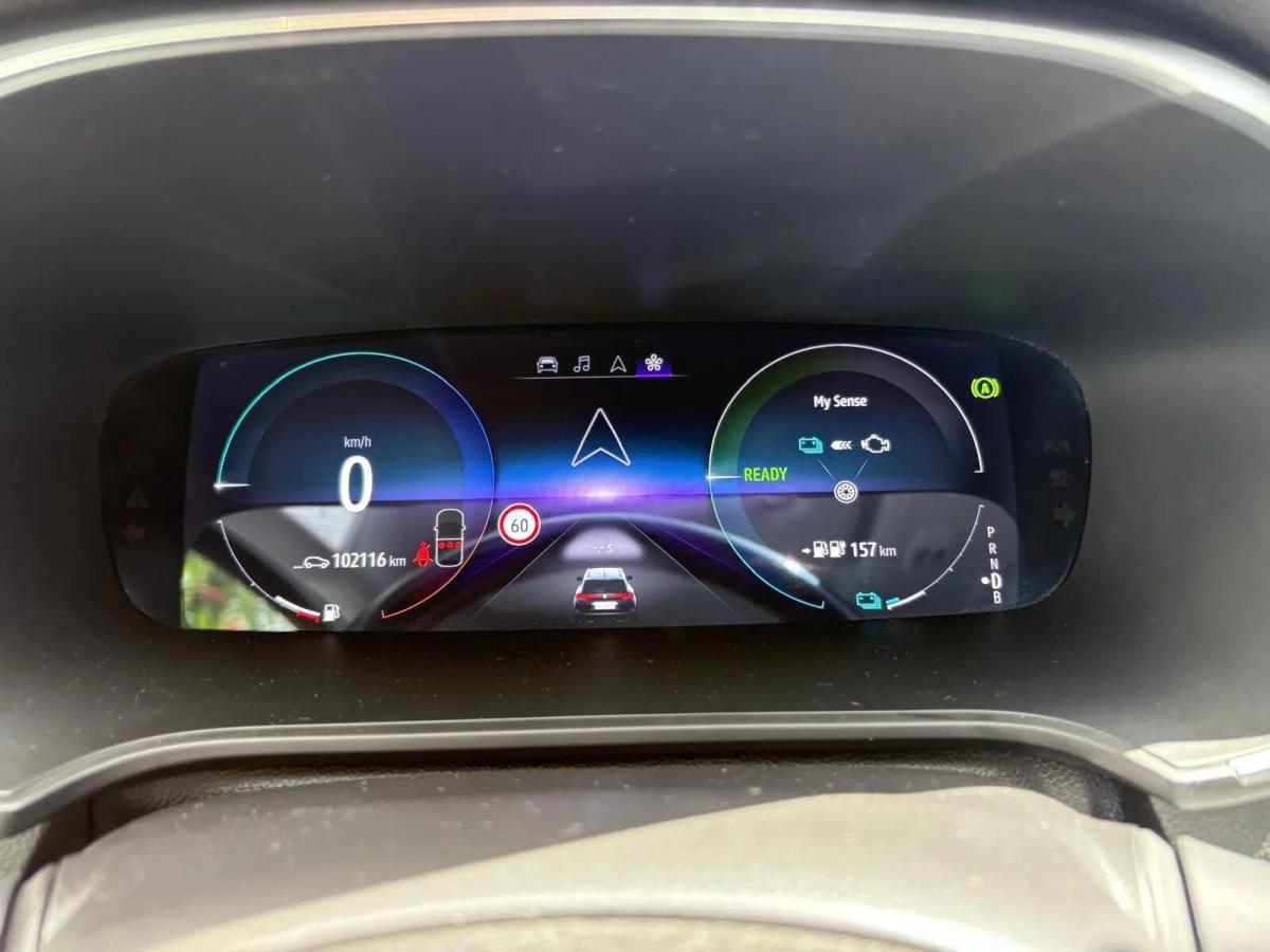 renault-megane-sport-tourer-2021-hibrido-a-gasolina-1598cc