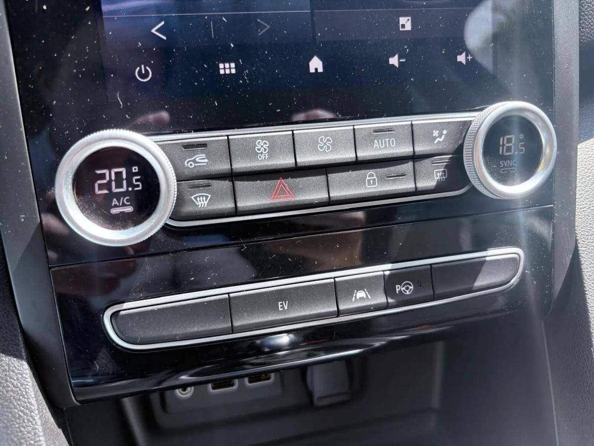 renault-megane-sport-tourer-2021-hibrido-a-gasolina-1598cc