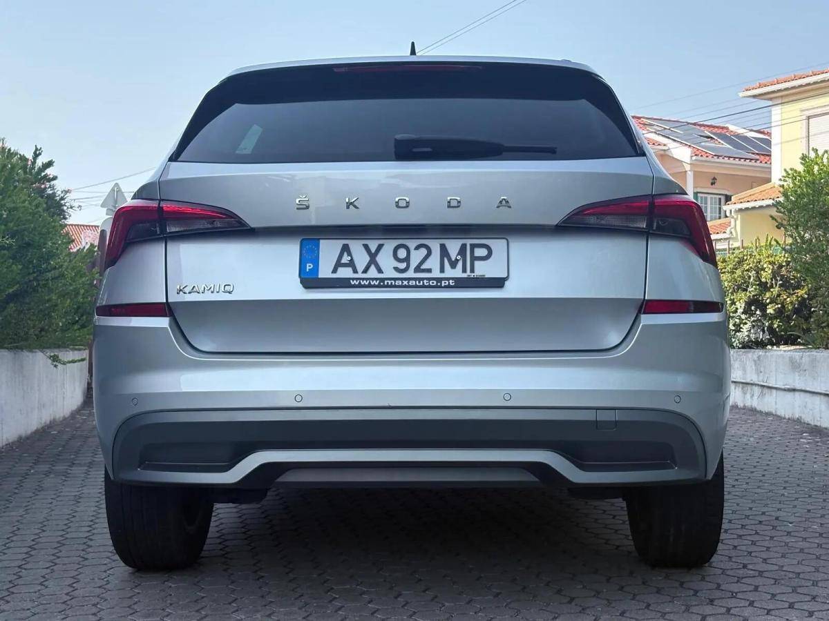 skoda-kamiq-2023-gasolina-999cc
