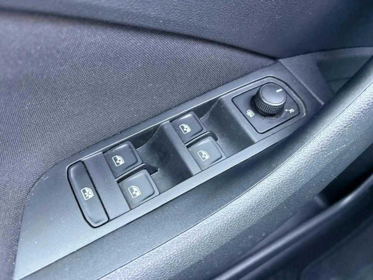skoda-kamiq-2023-gasolina-999cc