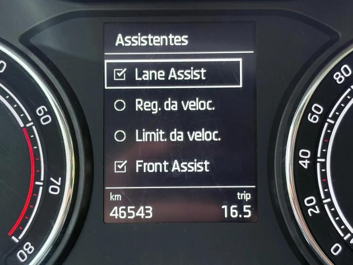 skoda-kamiq-2023-gasolina-999cc