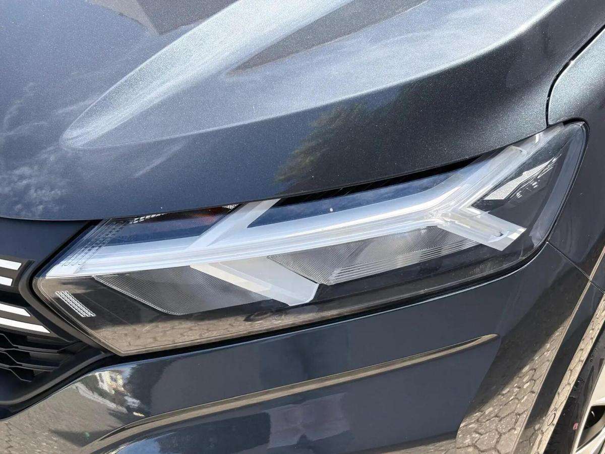 dacia-sandero-2023-gasolina-999cc