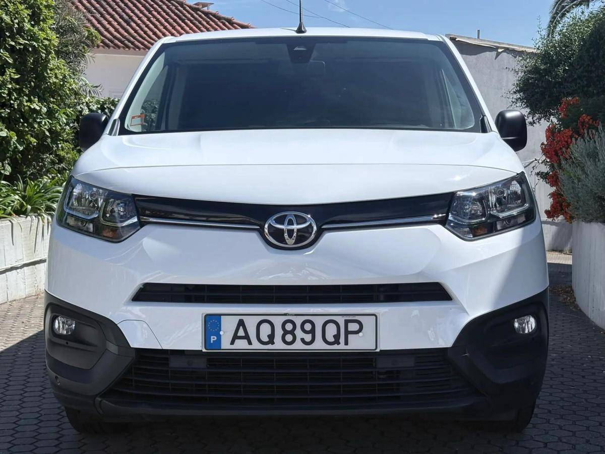 toyota-proace-city-2022-diesel-1499cc