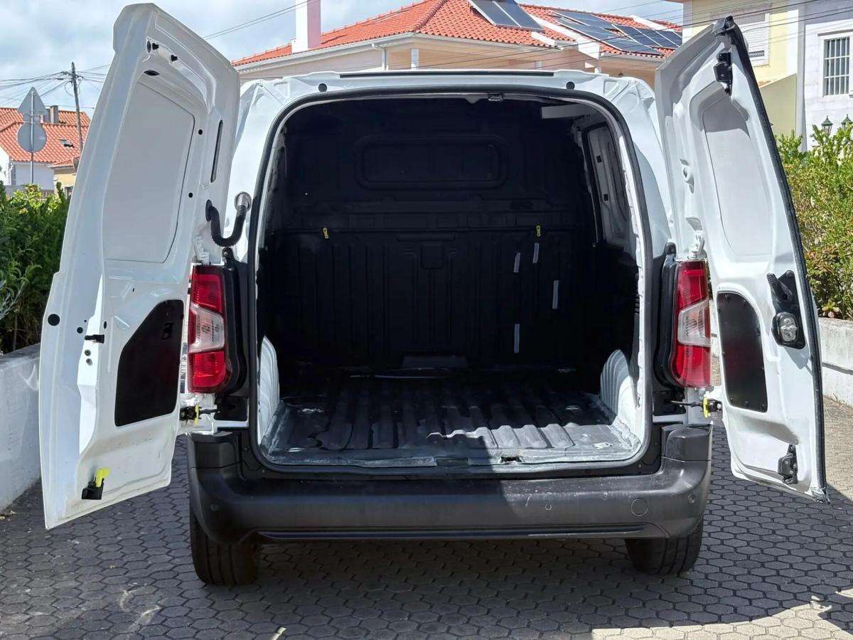 toyota-proace-city-2022-diesel-1499cc