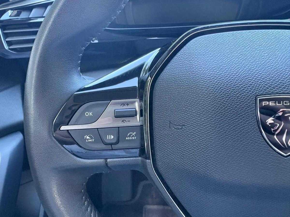 peugeot-308-2023-gasolina-1199cc