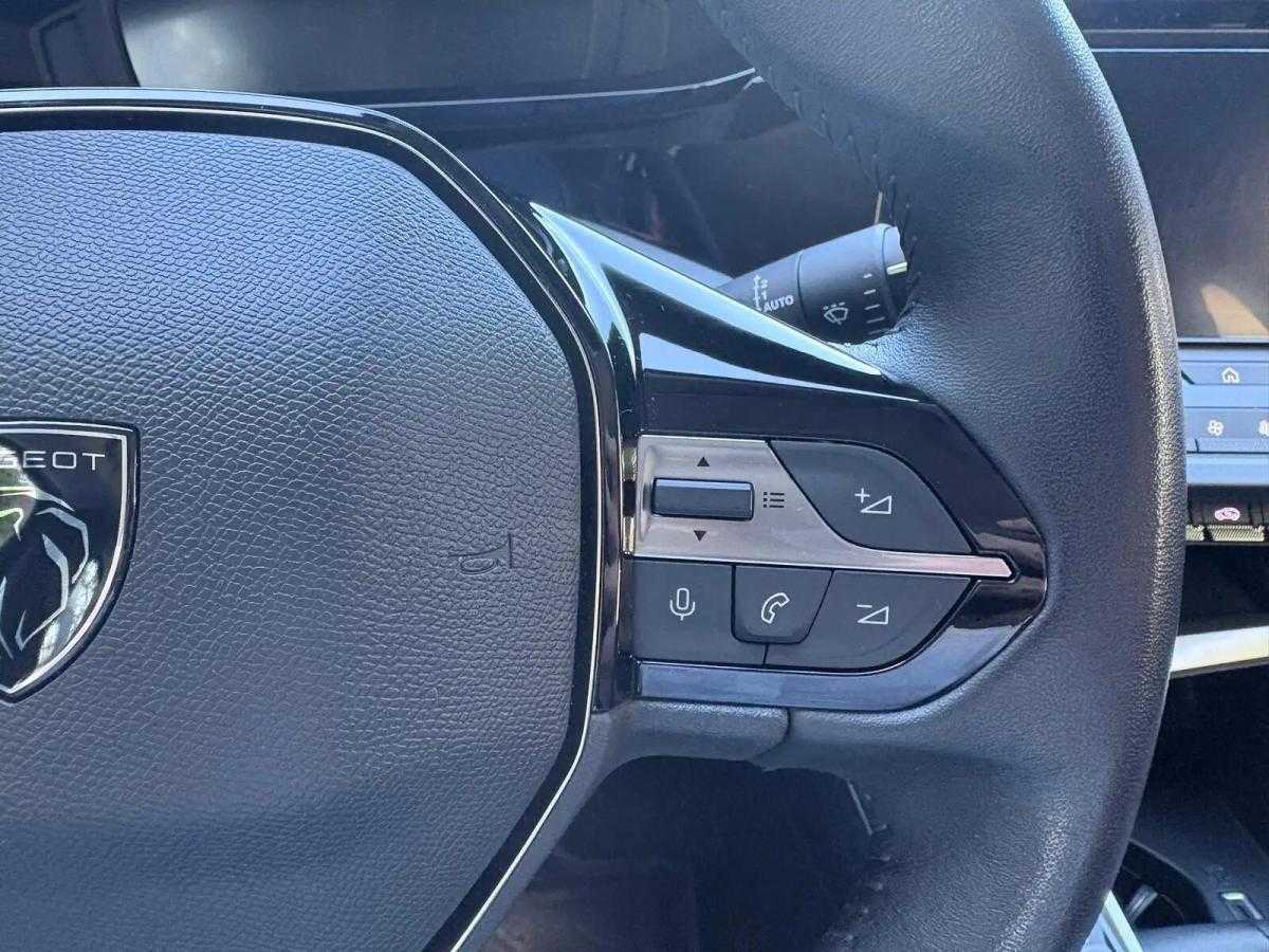 peugeot-308-2023-gasolina-1199cc
